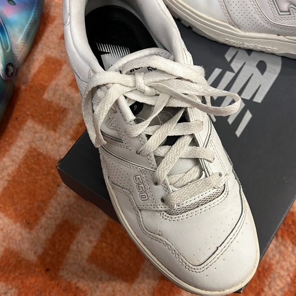 New Balance 550 Logo Patch Lace-Up Sneakers - Picture 5 of 11